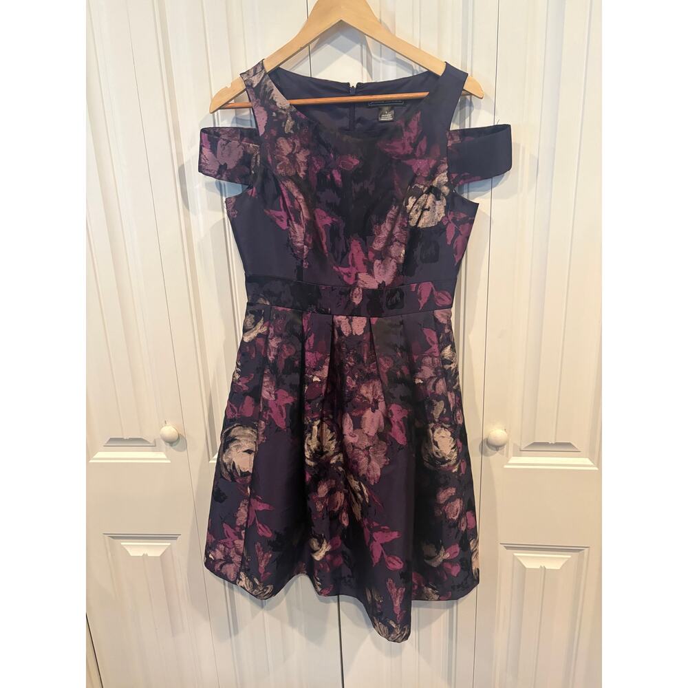 Jessica Howard Purple Floral Cold Shoulder Dress Size 6